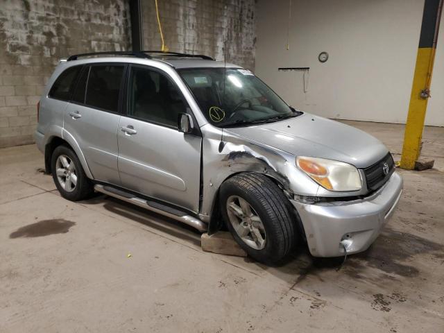 JTEHD20V140002338 - 2004 TOYOTA RAV4 SILVER photo 4