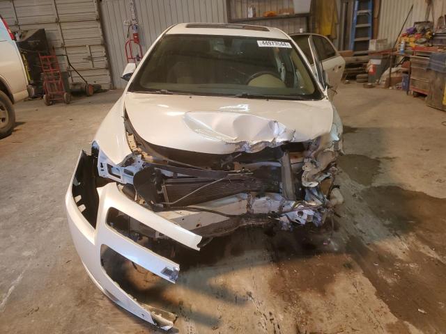 1G1ZG5E76CF312808 - 2012 CHEVROLET MALIBU LTZ თეთრი ფოტო 5