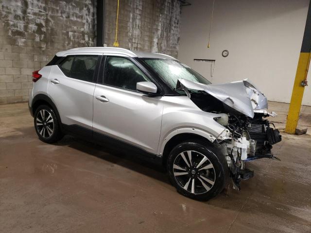 3N1CP5CV4LL529569 - 2020 NISSAN KICKS SV SILVER photo 4