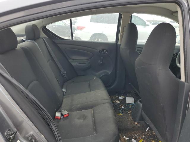 3N1CN7AP7GL886207 - 2016 NISSAN VERSA S SILVER photo 10