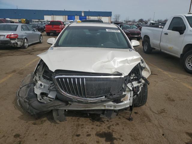 1G4PS5SK0C4184868 - 2012 BUICK VERANO WHITE photo 5