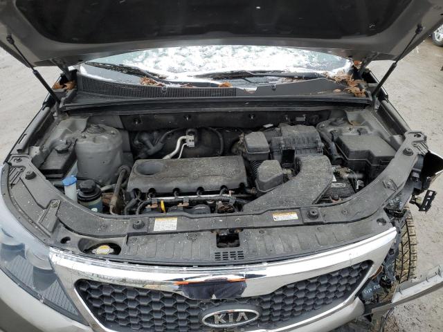 5XYKTDA13BG181333 - 2011 KIA SORENTO BASE SILVER photo 12