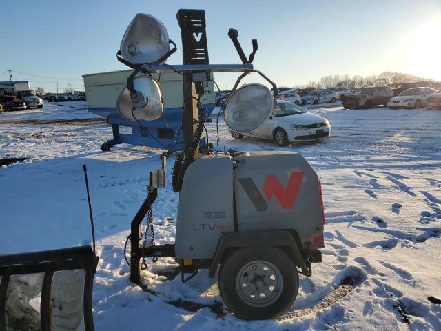 WNCLTV02HPUM05333 - 2018 WACK LIGHT GRAY photo 2