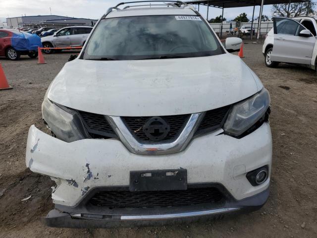 5N1AT2MTXFC859062 - 2015 NISSAN ROGUE S WHITE photo 5