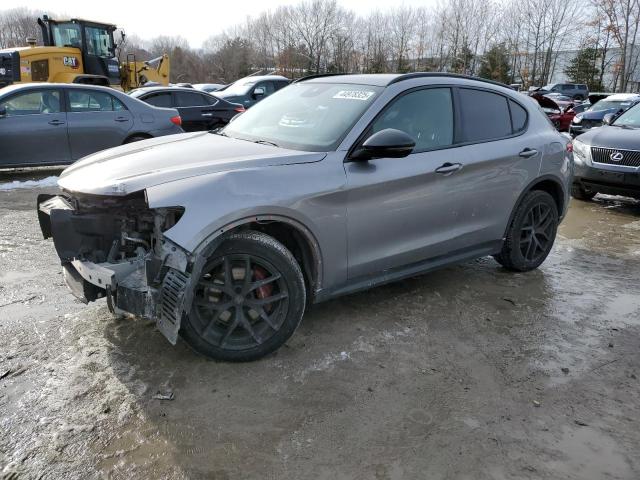 ZASPAKBN0K7C56849 - 2019 ALFA ROMEO STELVIO TI GRAY photo 1