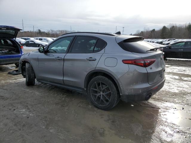 ZASPAKBN0K7C56849 - 2019 ALFA ROMEO STELVIO TI GRAY photo 2