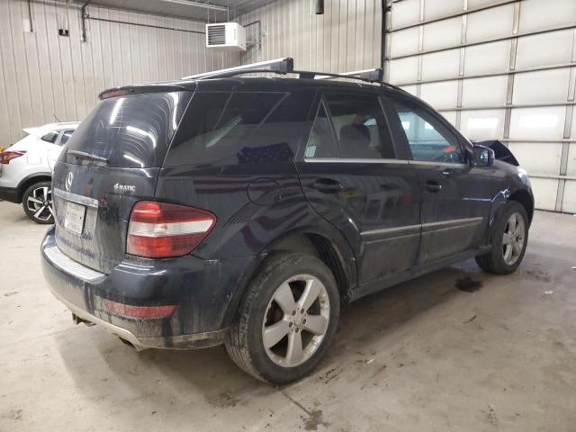 4JGBB8GB8BA650101 - 2011 MERCEDES-BENZ ML 350 4MATIC BLACK photo 3