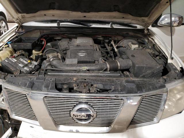 5N1AR18W15C788944 - 2005 NISSAN PATHFINDER LE WHITE photo 11