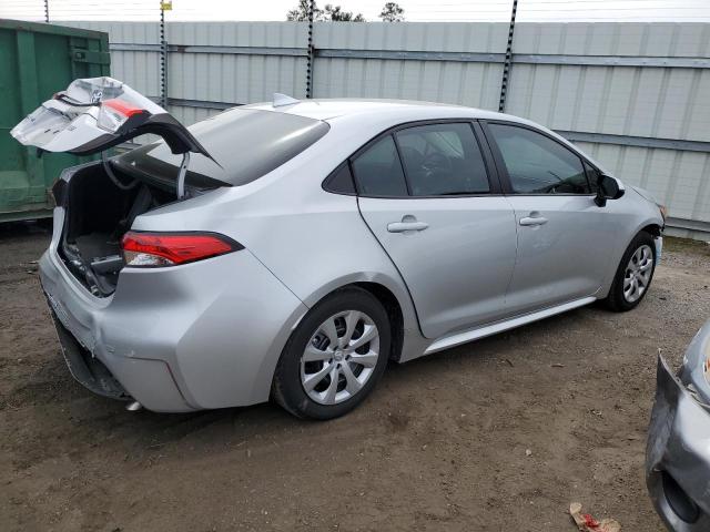 5YFB4MDE5PP048460 - 2023 TOYOTA COROLLA LE SILVER photo 3