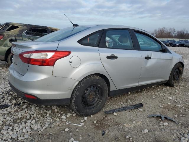 1FAHP3E26CL366323 - 2012 FORD FOCUS S SILVER photo 3