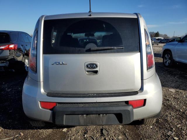 KNDJT2A21B7718755 - 2011 KIA SOUL + SILVER photo 6