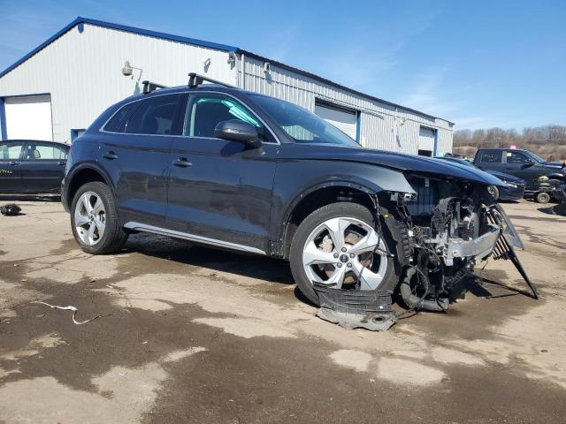 WA1CAAFYXM2088380 - 2021 AUDI Q5 PRESTIGE BLACK photo 4