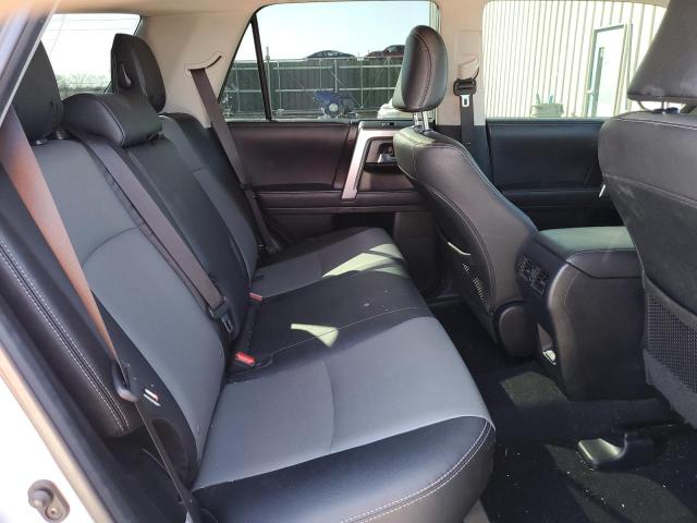 JTEBU5JR5L5769149 - 2020 TOYOTA 4RUNNER SR5/SR5 PREMIUM ვერცხლისფერი ფოტო 10