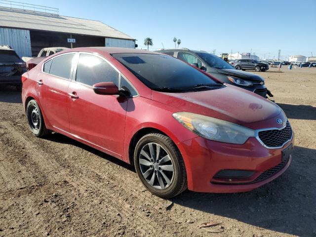 KNAFX4A60E5226319 - 2014 KIA FORTE LX RED photo 4