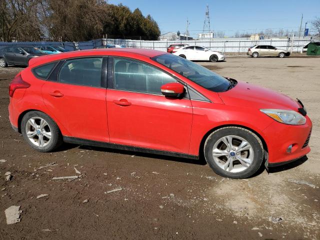 1FAHP3K28CL203628 - 2012 FORD FOCUS SE RED photo 4