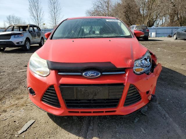 1FAHP3K28CL203628 - 2012 FORD FOCUS SE RED photo 5