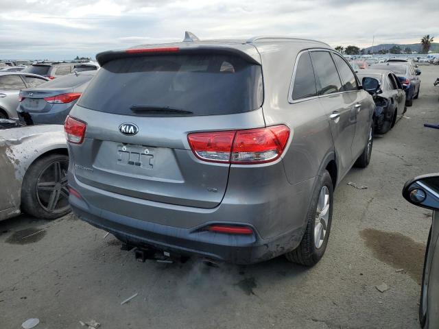 5XYPGDA53JG367532 - 2018 KIA SORENTO LX GRAY photo 3