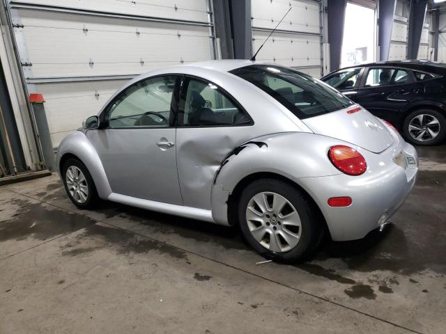 3VWBK31C95M411119 - 2005 VOLKSWAGEN NEW BEETLE GL 银色 照片 2