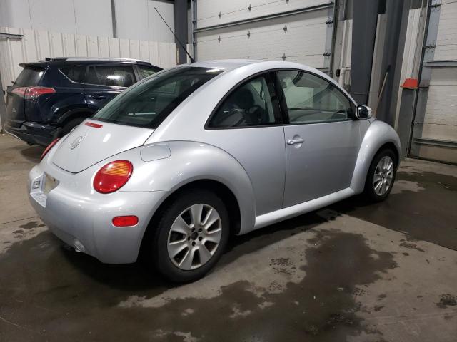 3VWBK31C95M411119 - 2005 VOLKSWAGEN NEW BEETLE GL 银色 照片 3