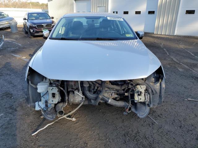 3VWB17AJ2EM402352 - 2014 VOLKSWAGEN JETTA SE SILVER photo 5