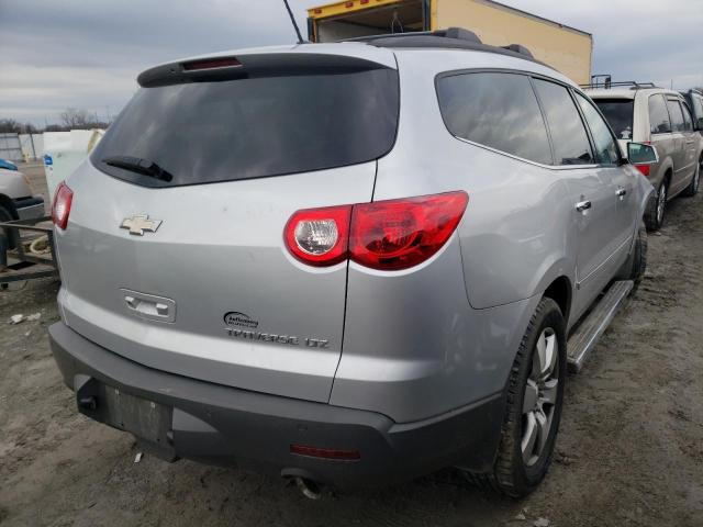 1GNKRLED8CJ299030 - 2012 CHEVROLET TRAVERSE LTZ SILVER photo 3