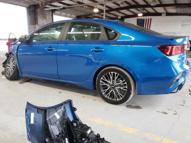 3KPF54AD1RE735630 - 2024 KIA FORTE GT LINE BLUE photo 2