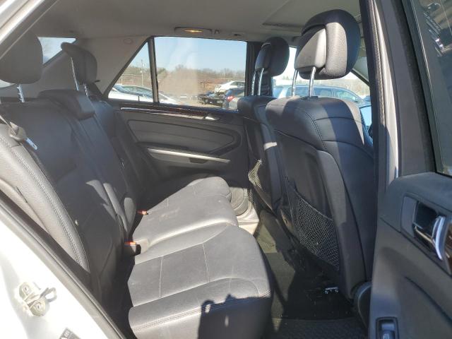 4JGBB8GB8BA625375 - 2011 MERCEDES-BENZ ML 350 4MATIC WHITE photo 10