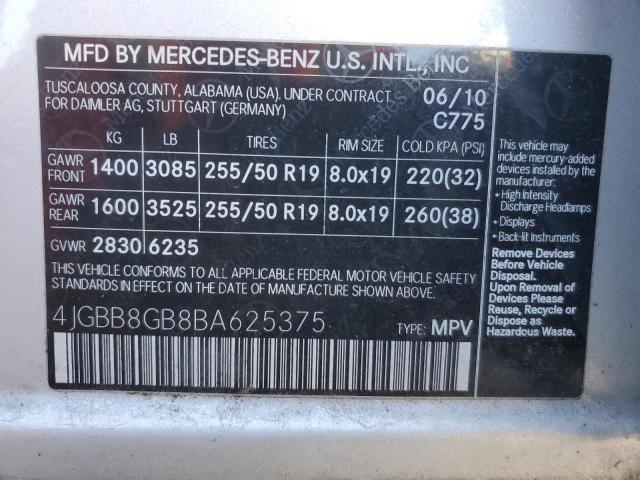 4JGBB8GB8BA625375 - 2011 MERCEDES-BENZ ML 350 4MATIC WHITE photo 12