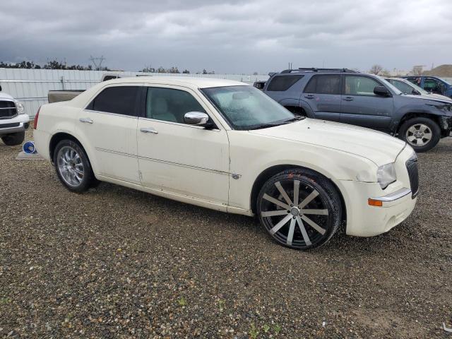 2C3KA63H66H332088 - 2006 CHRYSLER 300C WHITE photo 4