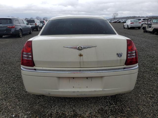 2C3KA63H66H332088 - 2006 CHRYSLER 300C WHITE photo 6