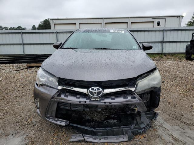 4T1BF1FK1FU036637 - 2015 TOYOTA CAMRY LE GRAY photo 5