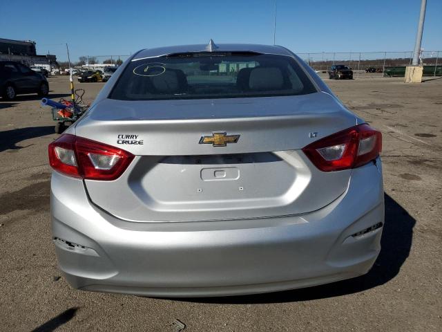 1G1BE5SMXK7134587 - 2019 CHEVROLET CRUZE LT GRAY photo 6