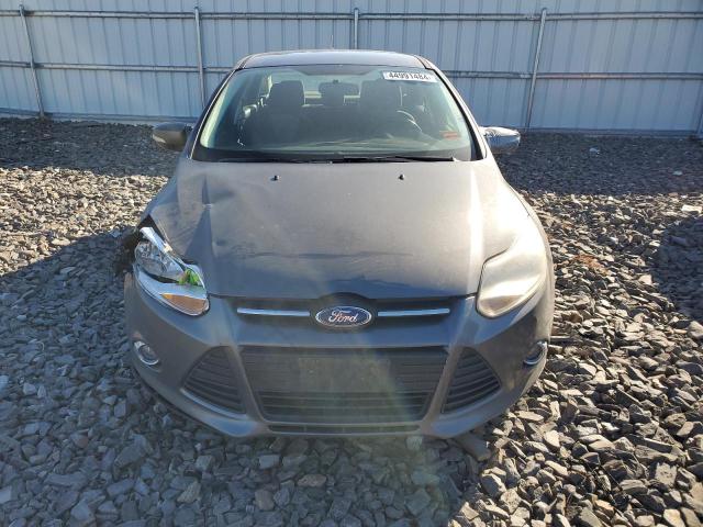 1FADP3F23EL386061 - 2014 FORD FOCUS SE GRAY photo 5