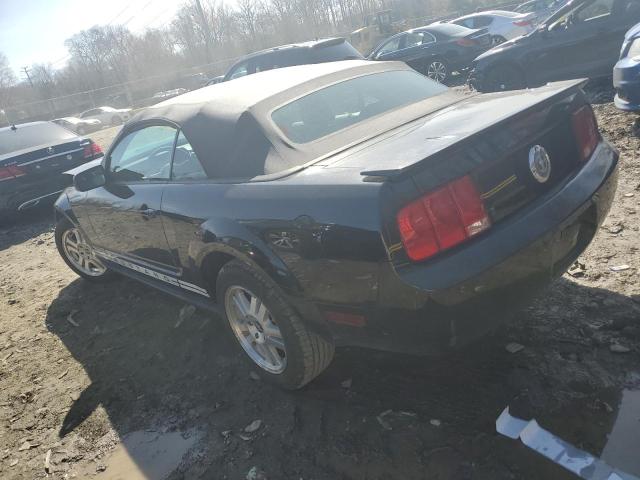 1ZVHT84N275226761 - 2007 FORD MUSTANG BLACK photo 2