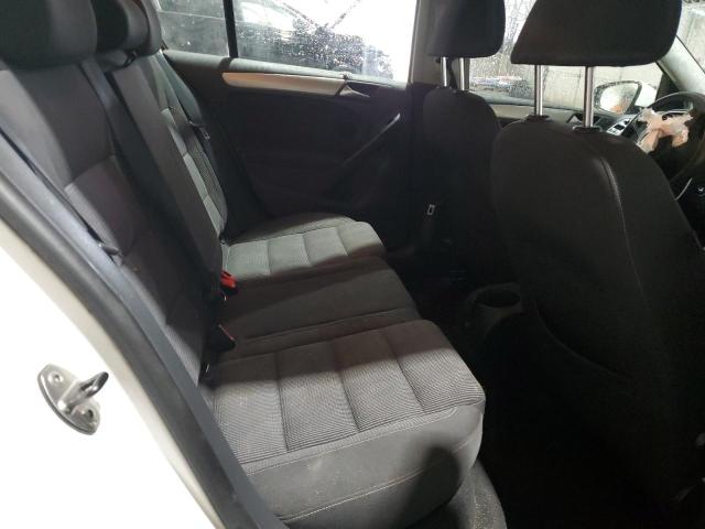 WVWDB7AJ7BW276686 - 2011 VOLKSWAGEN GOLF WHITE photo 10