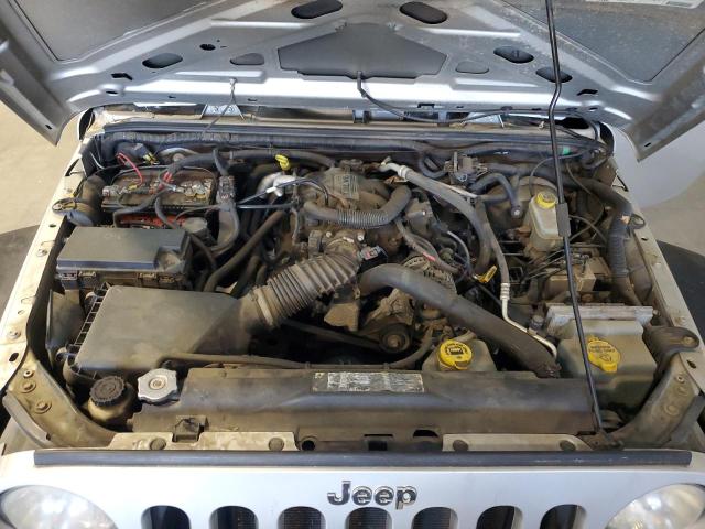 1J4BA3H12BL562031 - 2011 JEEP WRANGLER U SPORT ვერცხლისფერი ფოტო 11