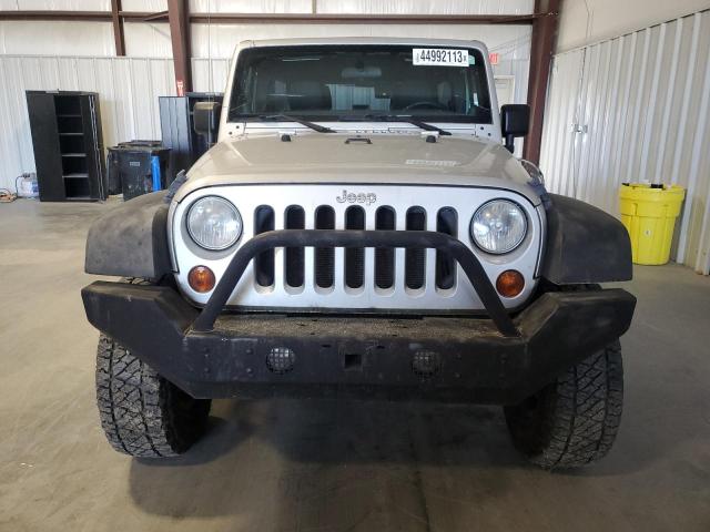1J4BA3H12BL562031 - 2011 JEEP WRANGLER U SPORT ვერცხლისფერი ფოტო 5