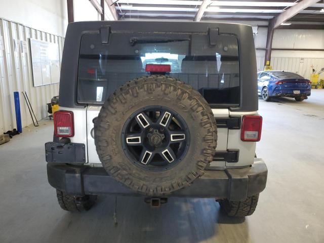 1J4BA3H12BL562031 - 2011 JEEP WRANGLER U SPORT ვერცხლისფერი ფოტო 6