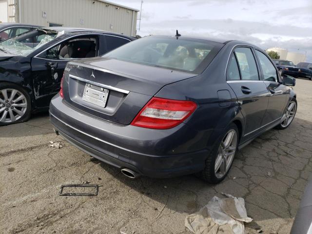 WDDGF5EB6AR108226 - 2010 MERCEDES-BENZ C 300 GRAY photo 3