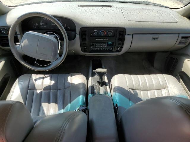 1G1BL52PXTR100333 - 1996 CHEVROLET IMPALA CLASSIC SS GREEN photo 8