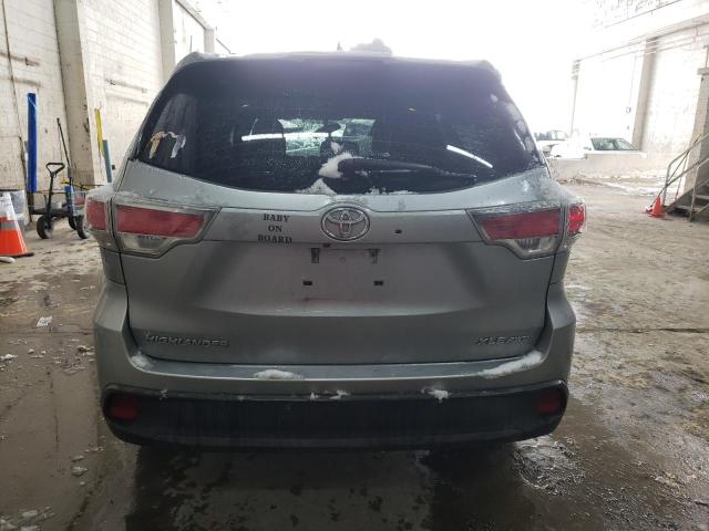 5TDJKRFH8GS502861 - 2016 TOYOTA HIGHLANDER XLE SILVER photo 6