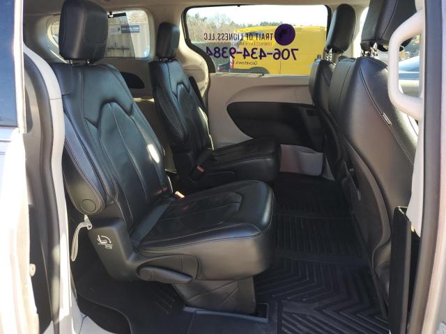 2C4RC1BG8HR667835 - 2017 CHRYSLER PACIFICA TOURING L SILVER photo 11