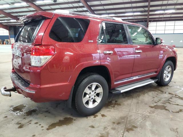 JTEBU5JR0D5112938 - 2013 TOYOTA 4RUNNER SR5 RED photo 3