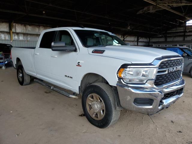 3C6UR5JLXNG104390 - 2022 RAM 2500 BIG HORN/LONE STAR WHITE photo 4