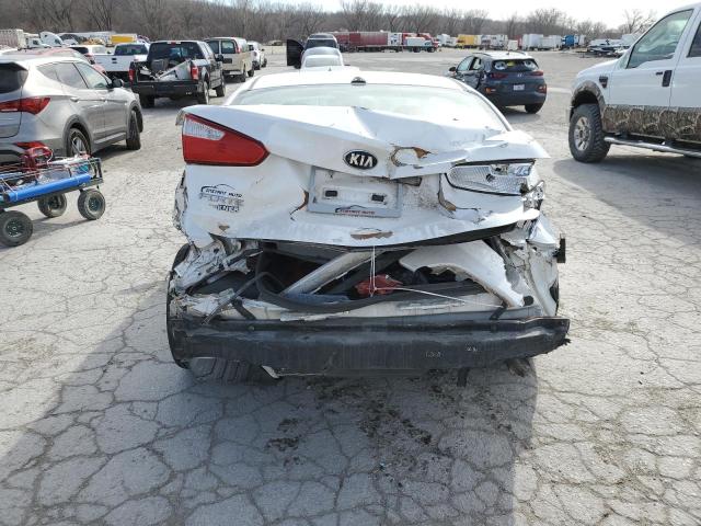 KNAFX4A64F5280000 - 2015 KIA FORTE LX WHITE photo 6