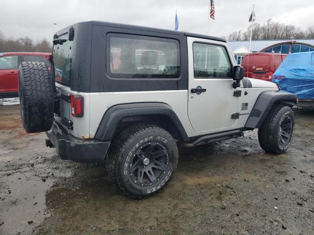 1J8FA24128L546646 - 2008 JEEP WRANGLER X SILVER photo 3