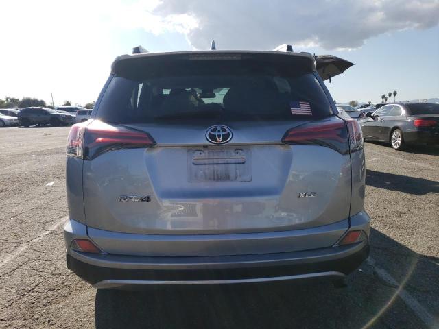 2T3WFREV9HW341647 - 2017 TOYOTA RAV4 XLE GRAY photo 6