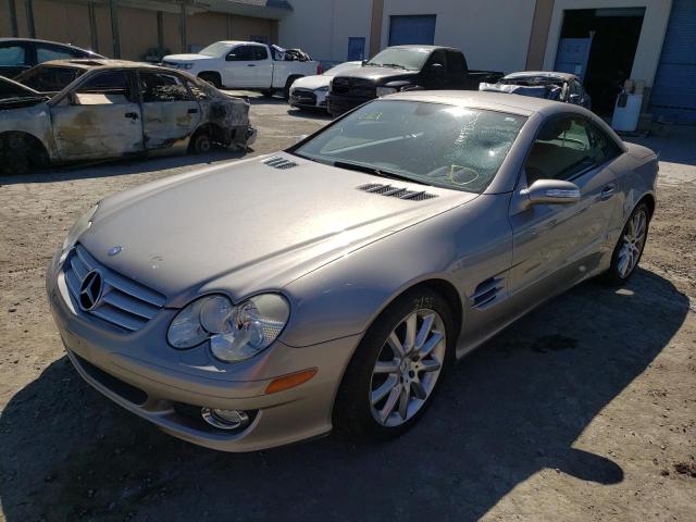 WDBSK71F27F125277 - 2007 MERCEDES-BENZ SL 550 TAN photo 2