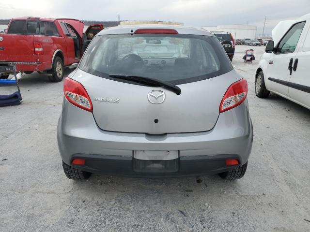 JM1DE1HZXB0106258 - 2011 MAZDA MAZDA2 SILVER photo 6