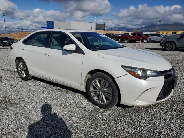 4T1BF1FK8HU379089 - 2017 TOYOTA CAMRY LE WHITE photo 4